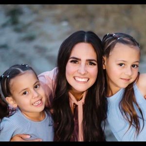 Meet your Posher, Emily